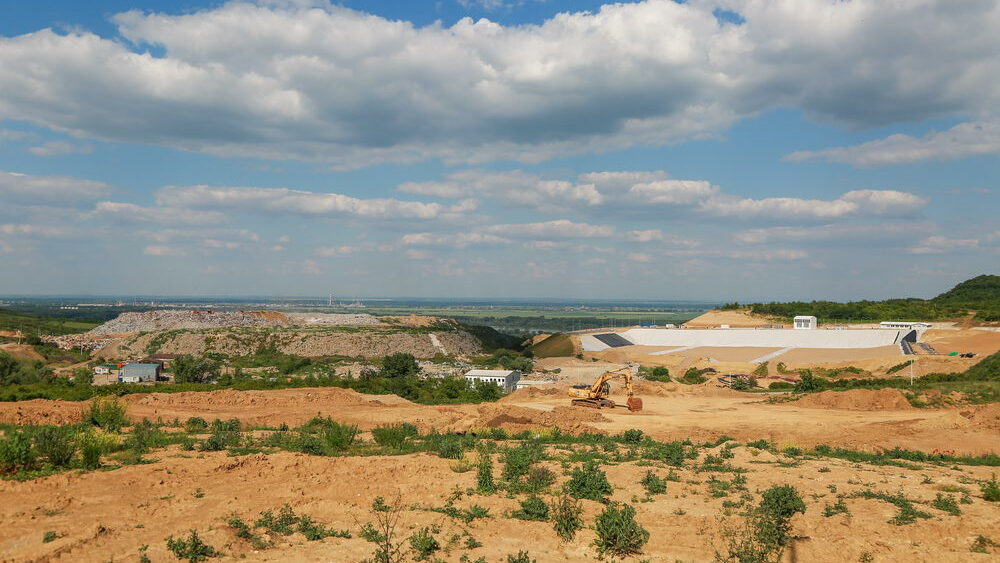 Construction site works - New and old landfill - 4 June 2021