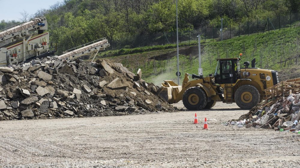 Postrojenje za reciklažu građevinskog otpada koje je počelo sa radom 17. avgusta 2021, ima kapacitet prerade od preko 200.000 tona godišnje.